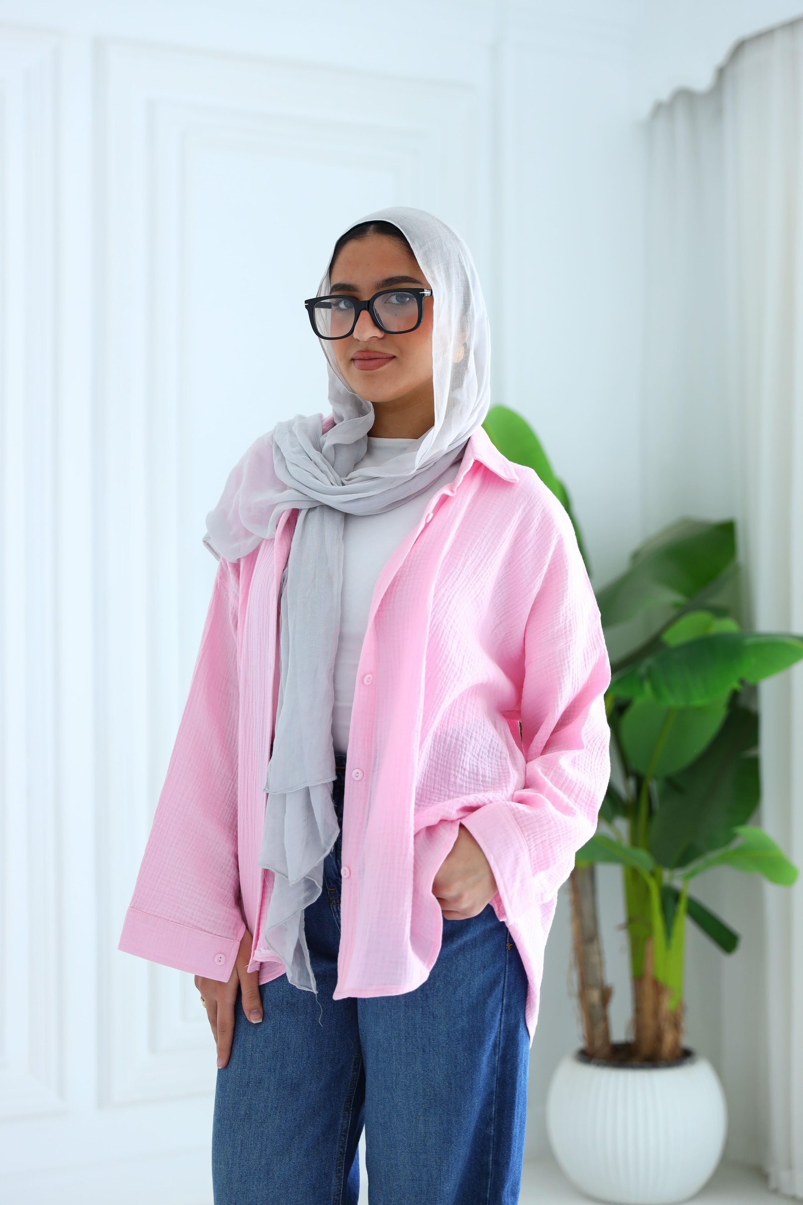 Baby pink crinkle shirt gallery image