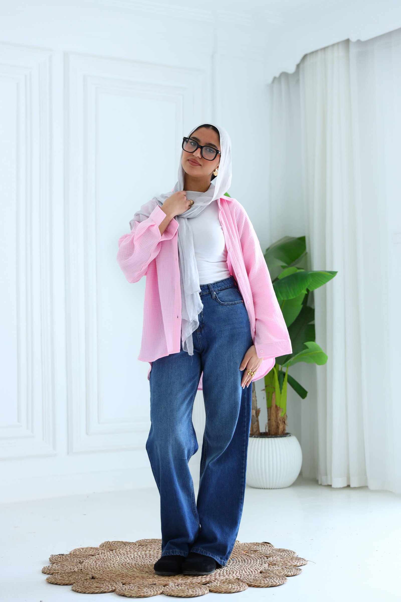 Baby pink crinkle shirt gallery image