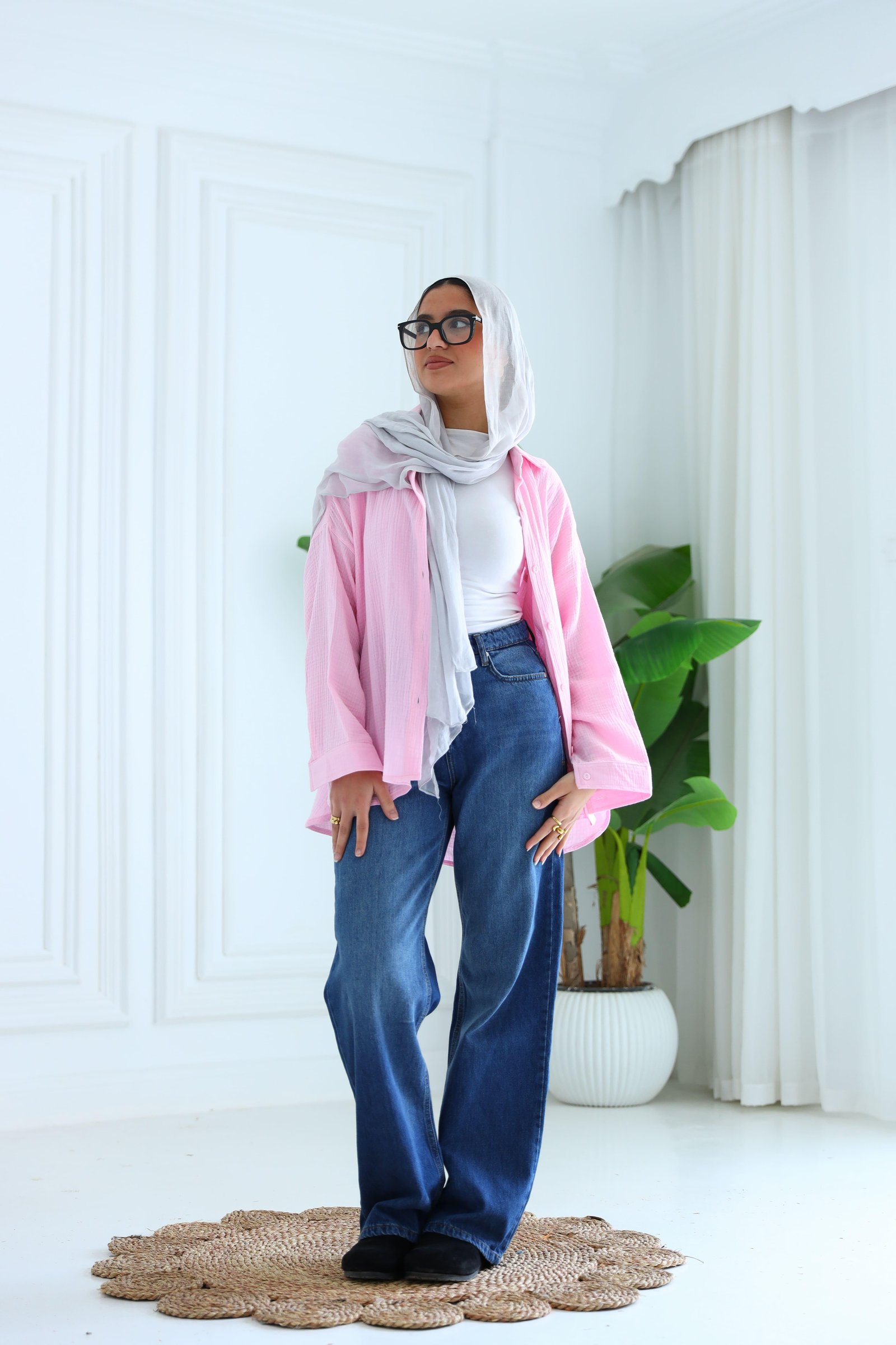 Baby pink crinkle shirt gallery image