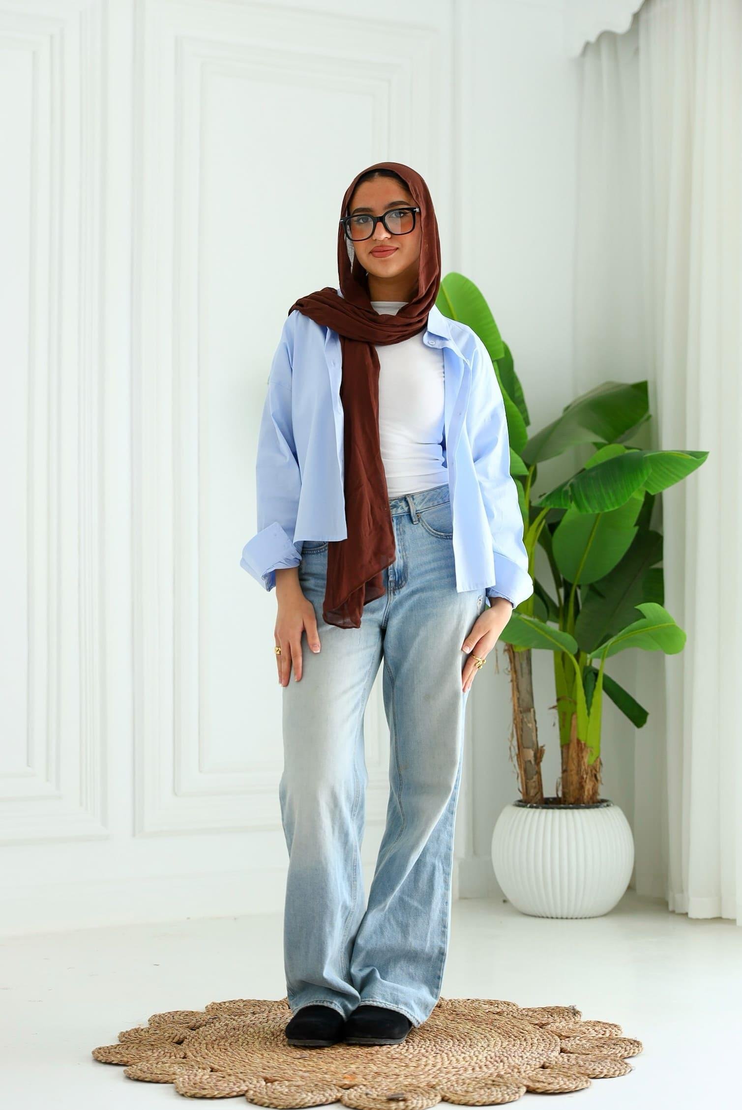 Baby blue cropped shirt gallery image