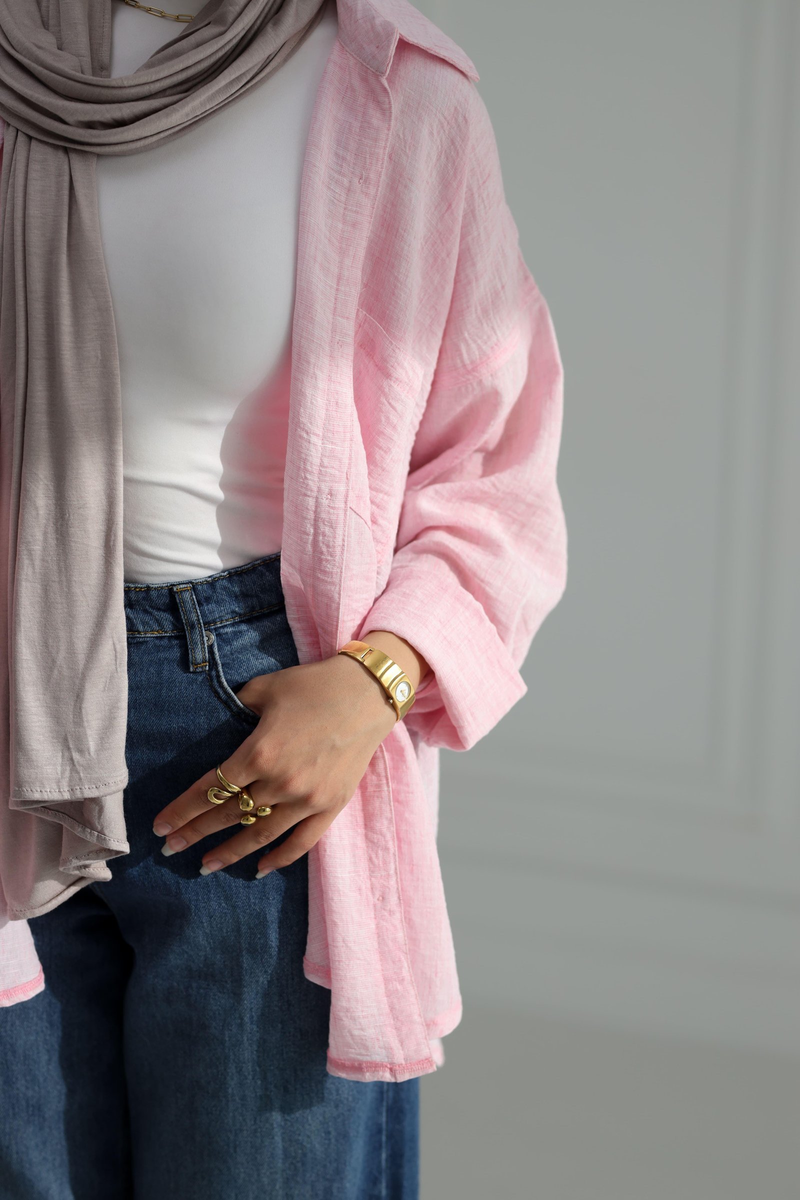 Baby pink gentle fit shirt gallery image