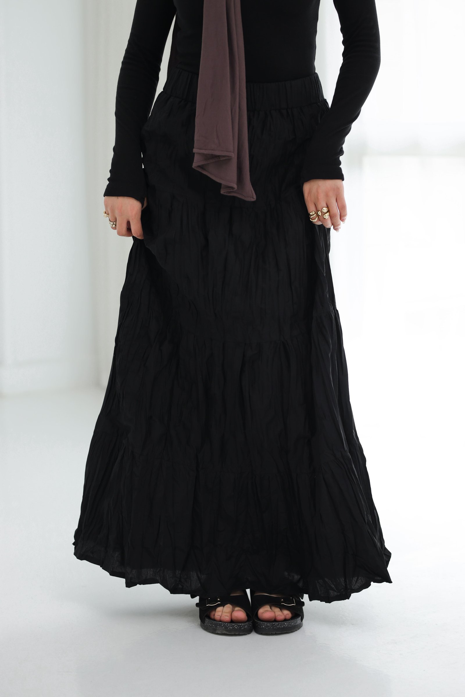 Black luna skirt gallery image
