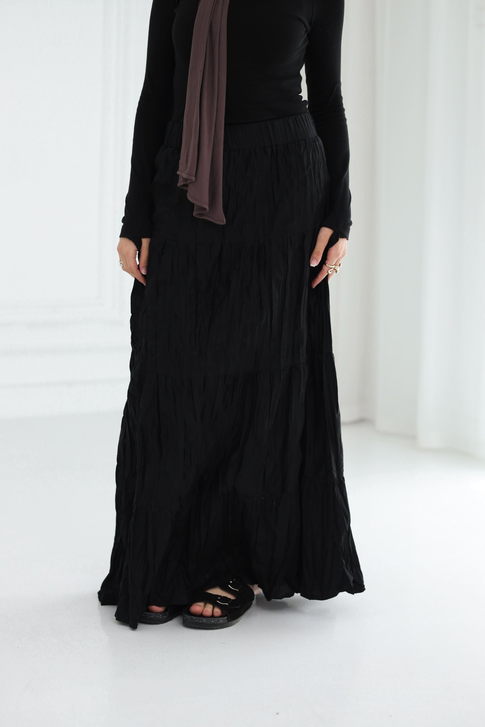 Black luna skirt gallery image