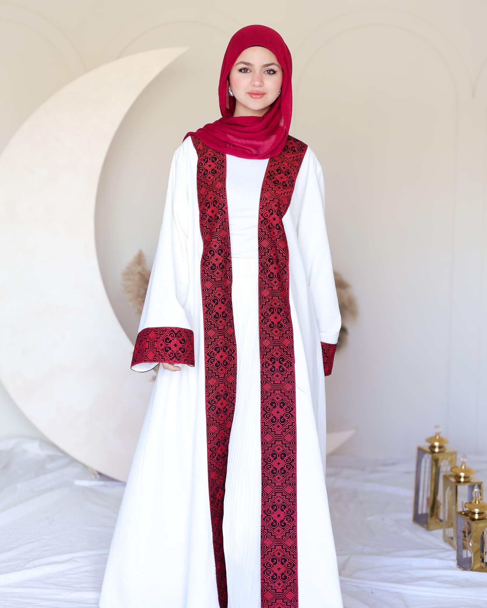 Luna Vibe kaftan gallery image