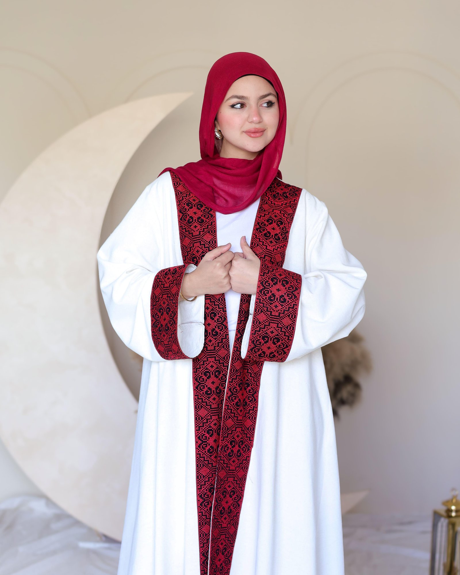 Luna Vibe kaftan gallery image