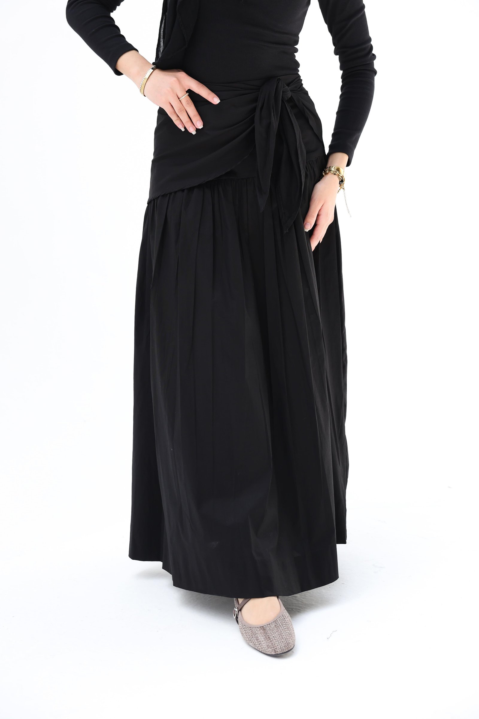 Black Scart Skirt